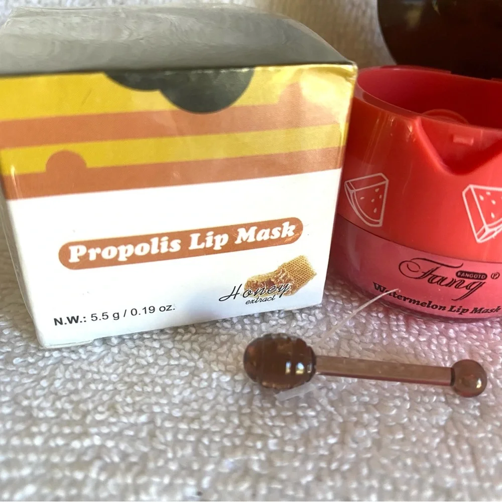 5/$25 Watermelon & Honey 2pc  Lip Mask Set over night use